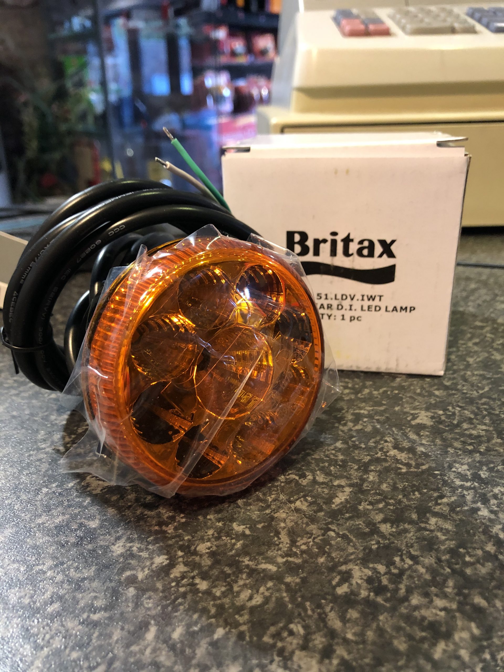 Britax 12V Amber Direction Indicator Flasher Lamp Car Truck Trailer