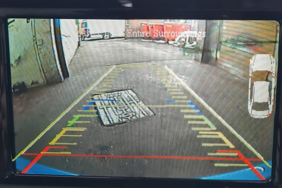A reversing camera picture with guide lines on a Mercedes A-Class's own screen